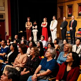melhores-pecas-de-teatro-em-cartaz-ranking-comentado-e-criterios-de-escolha