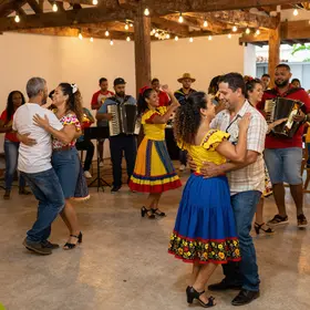 guia-completo-de-forro-aprenda-a-dancar-e-se-divertir